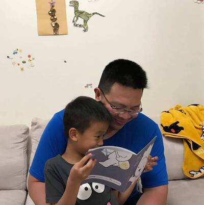 【辦理家庭教育活動】3-1心家庭運動~幸福家庭123(我的老爸不一樣)圖片
